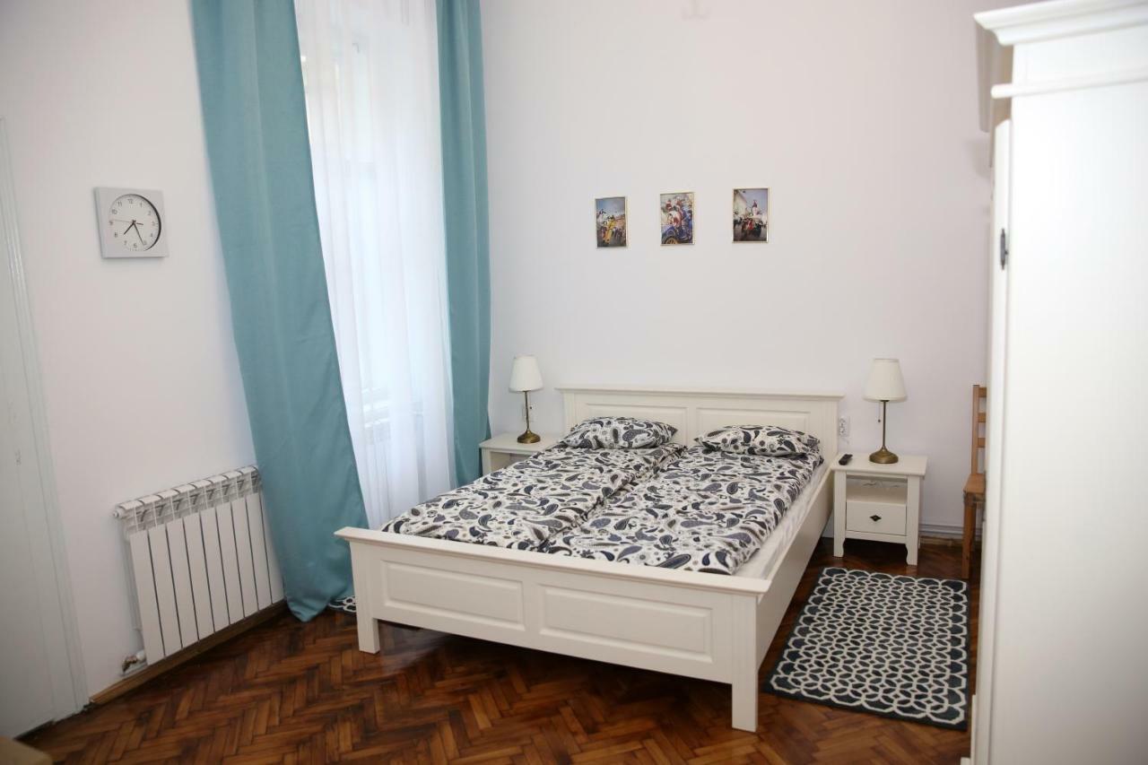 Schick Apartment سيبيو المظهر الخارجي الصورة