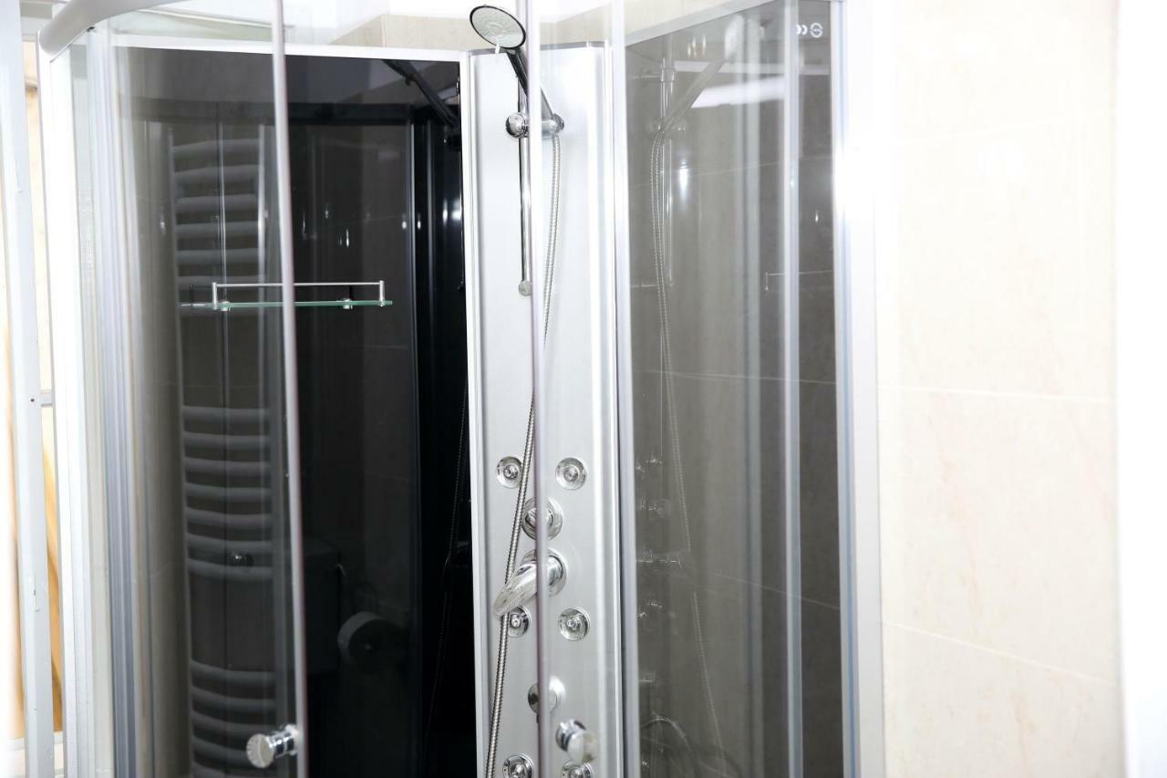 Schick Apartment سيبيو المظهر الخارجي الصورة