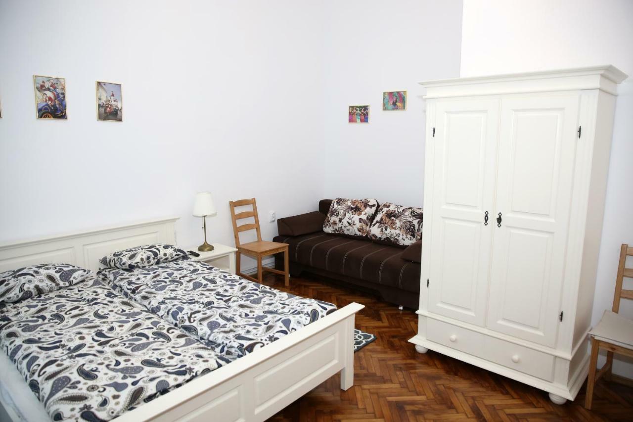 Schick Apartment سيبيو المظهر الخارجي الصورة